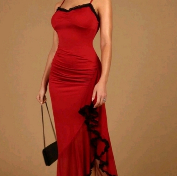 SALE Elegant Red Evening Dress - Picture 5 of 5